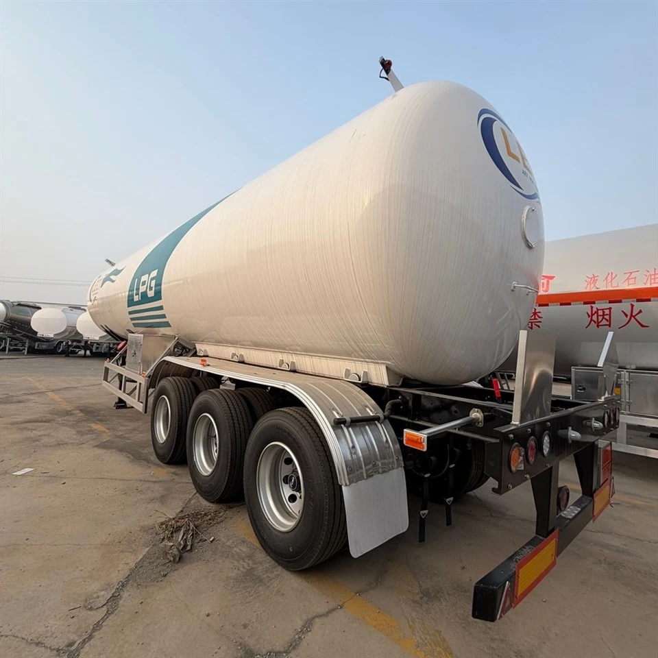 Treler Semi-Tanker